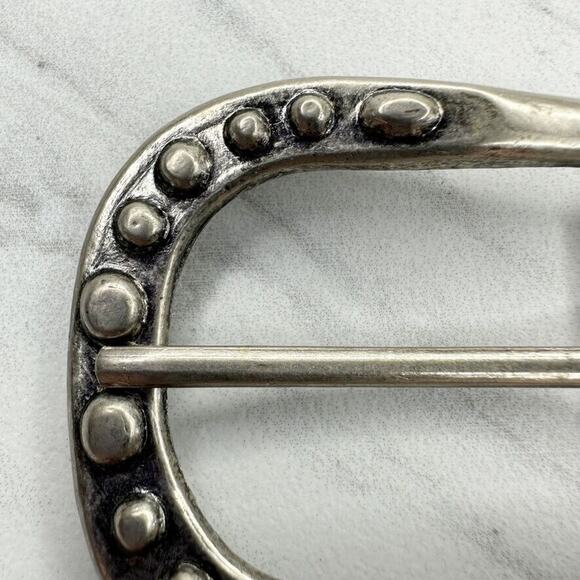 Studded Silver Tone Simple Basic Belt Buckle - Picture 3 of 9